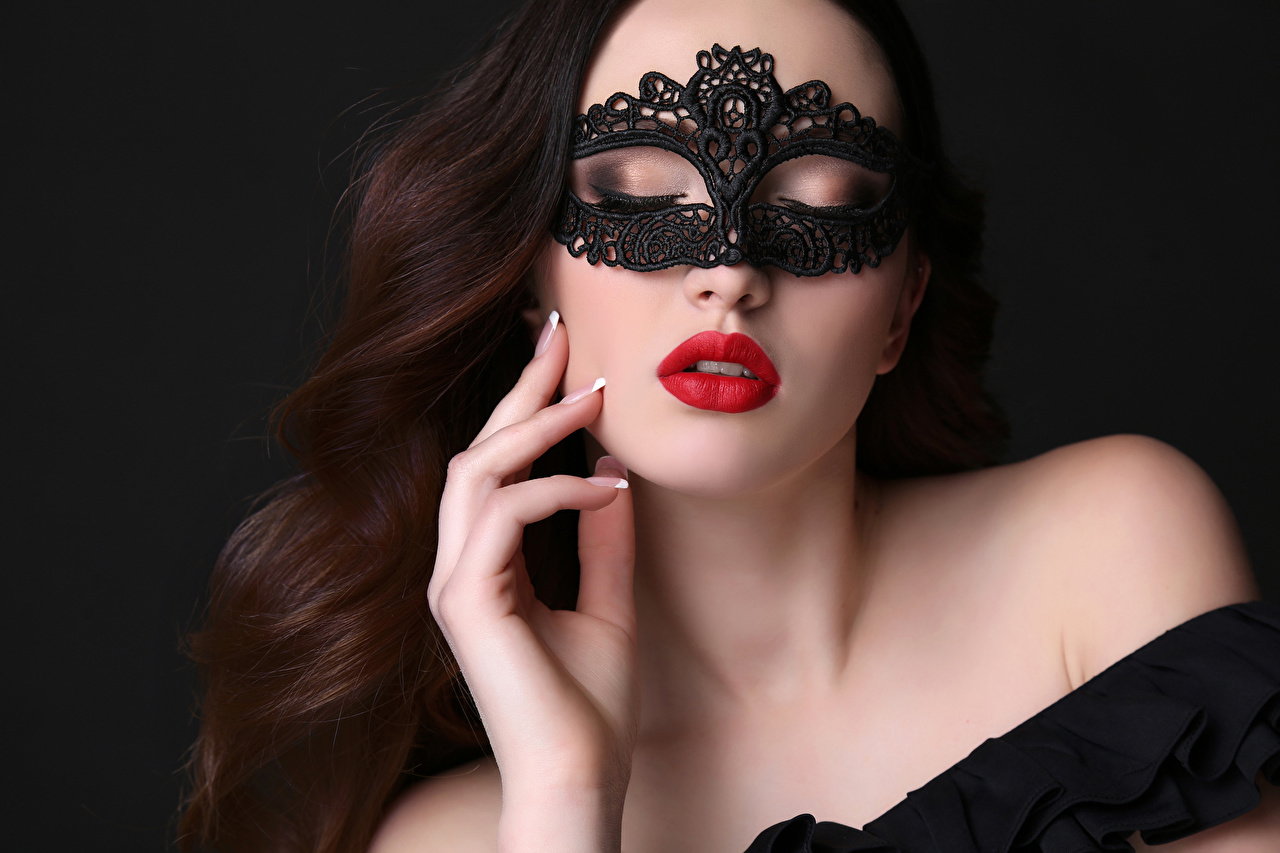 Masks_Fingers_Black_background_Brown_haired_Red_561149_1280x853.jpg