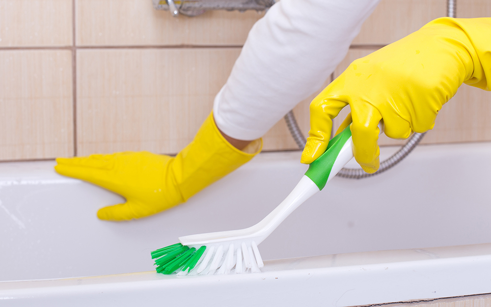 how-to-clean-a-bathtub-step-1.jpg